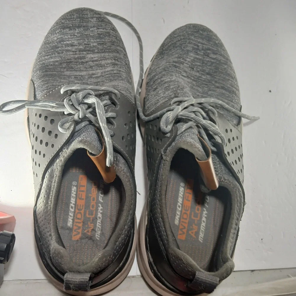 Skechers 65659W Sneakers 9W Grey Wide Fit Air-Cooled‎ Memory Foam Walking Shoes